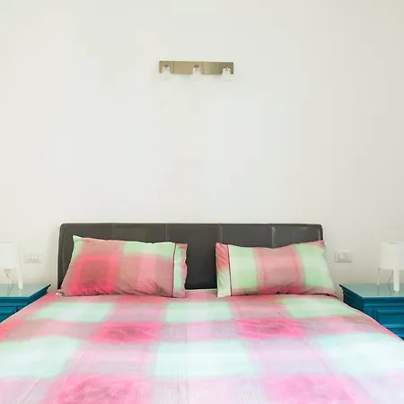 Apartment Plum Guide - Dreamtime *